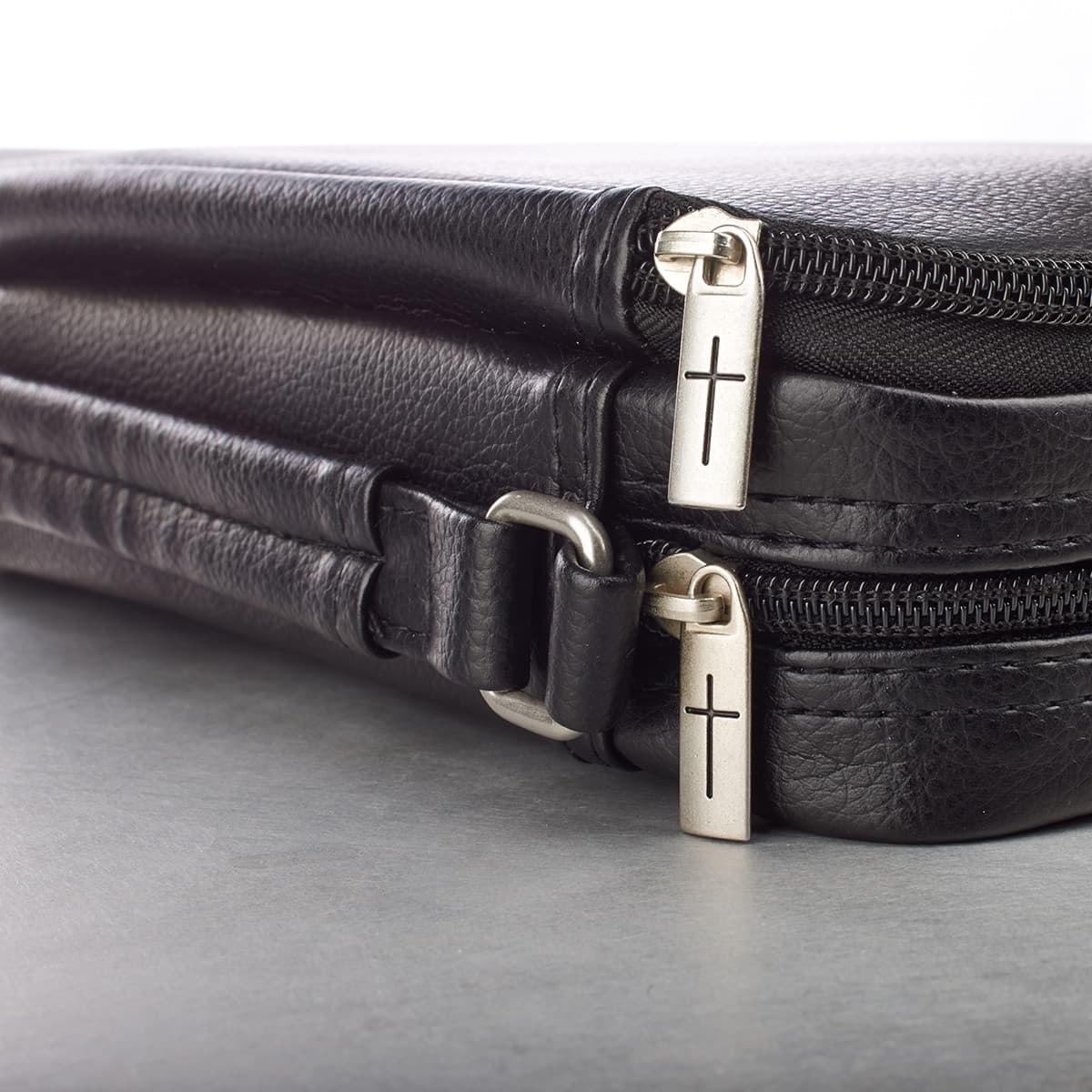 Two-fold Small Black Faux Leather Organiser -- Bible Case, picture 5