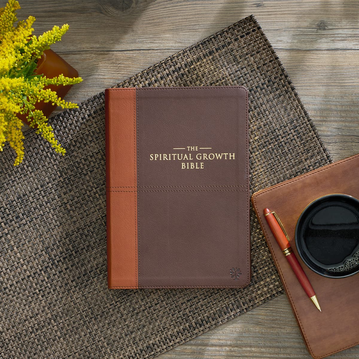 Two-tone Espresso and Toffee Brown Faux Leather Spiritual Growth Bible, picture 11