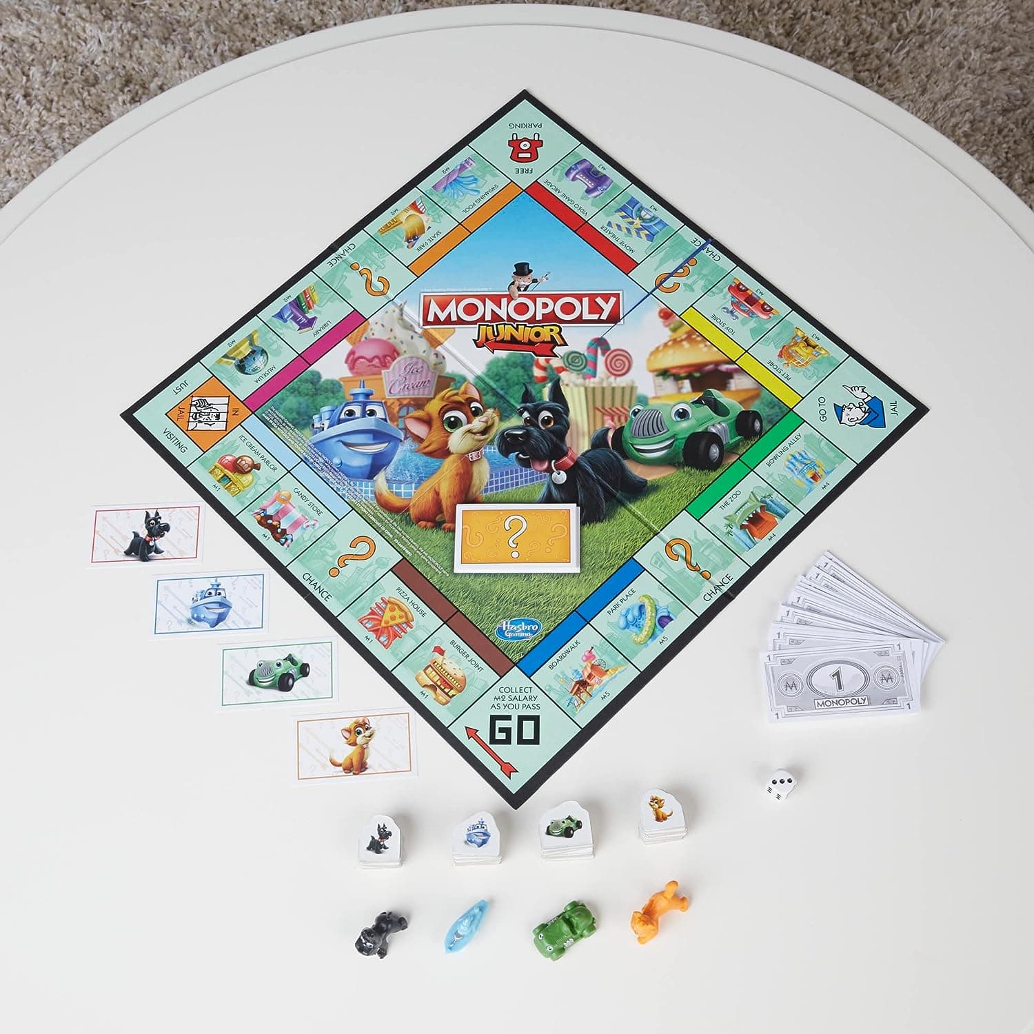 Hasbro Gaming Monopoly Junior Board Game for Kids Ages 5 and Up, 2-4 Players, Family Games, picture 2