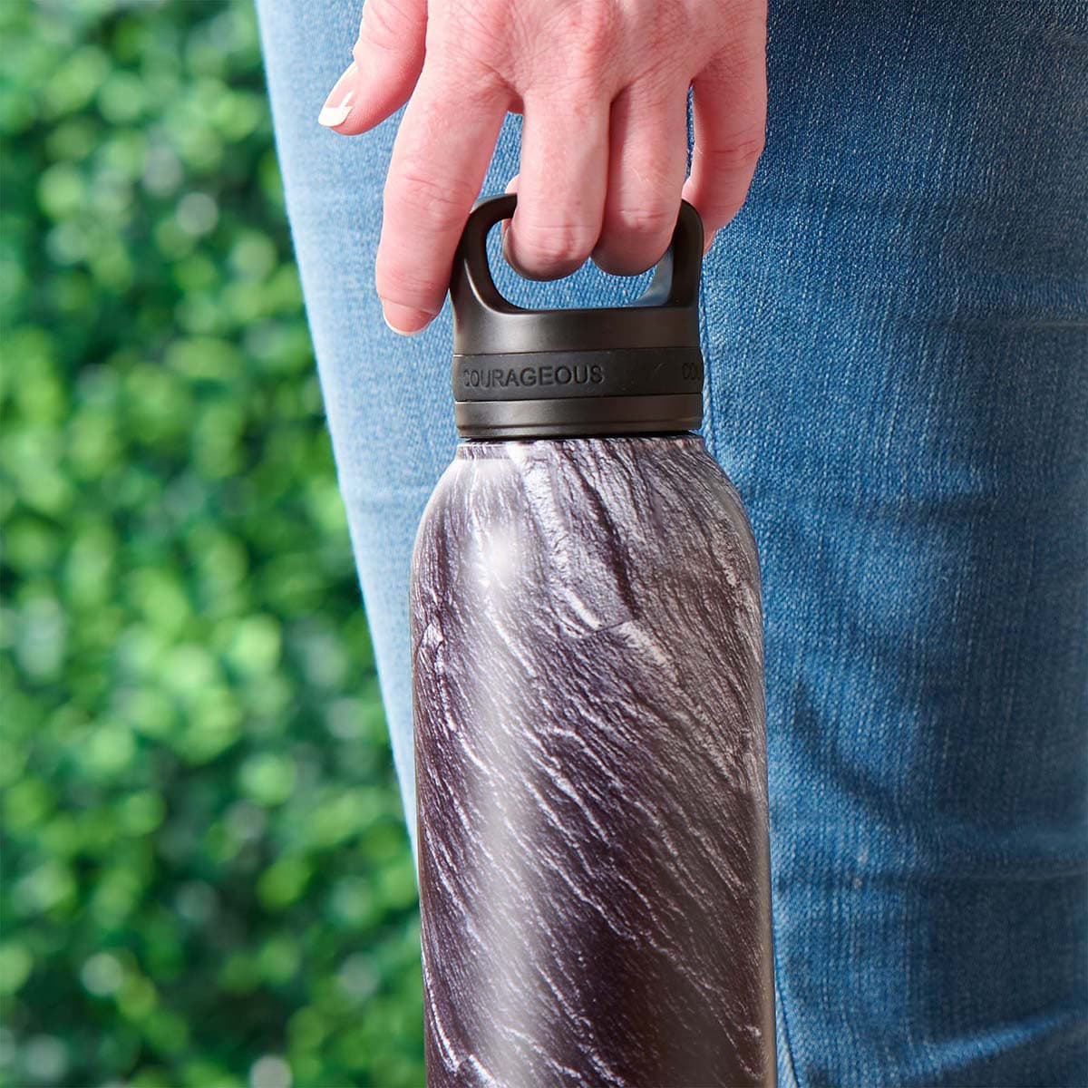 Strong & Courageous - Joshua 1:9 Black Stone Stainless Steel Water Bottle, picture 5
