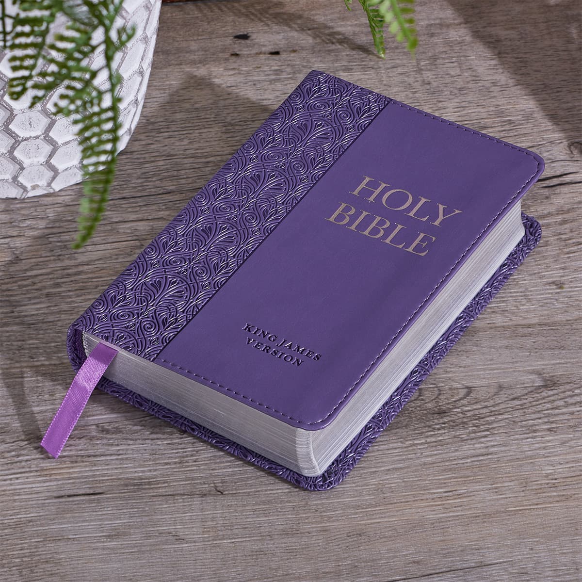 Purple Faux Leather King James Version Mini Pocket Bible, picture 8