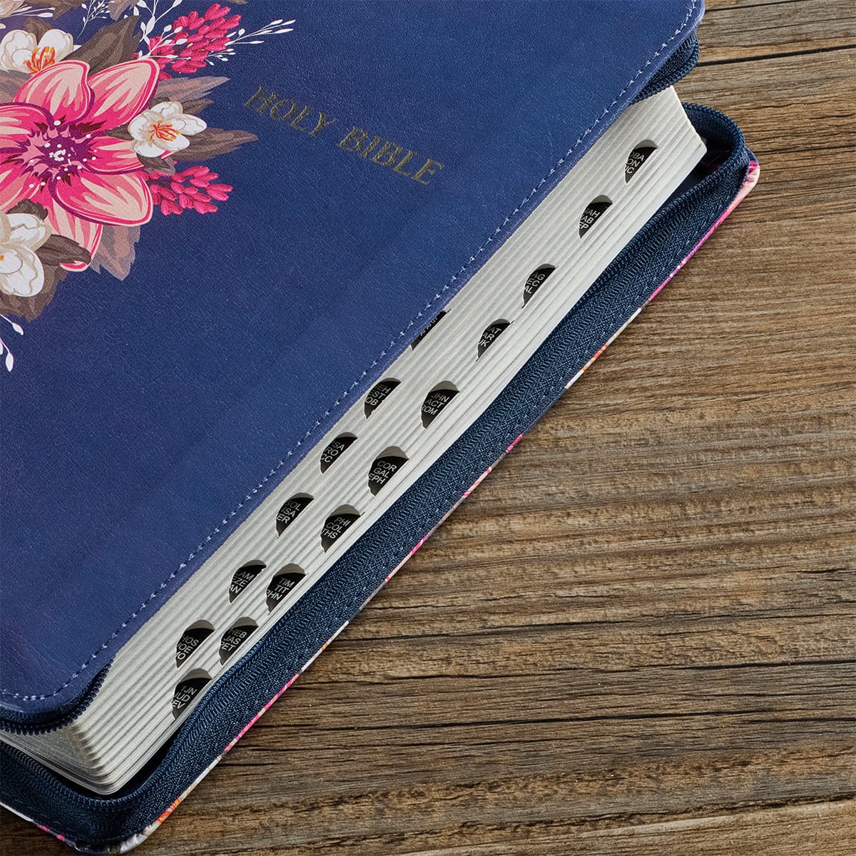 Floral Blue Faux Leather King James Version Deluxe Gift Bible with Thumb Index and Zippered Closure, picture 5