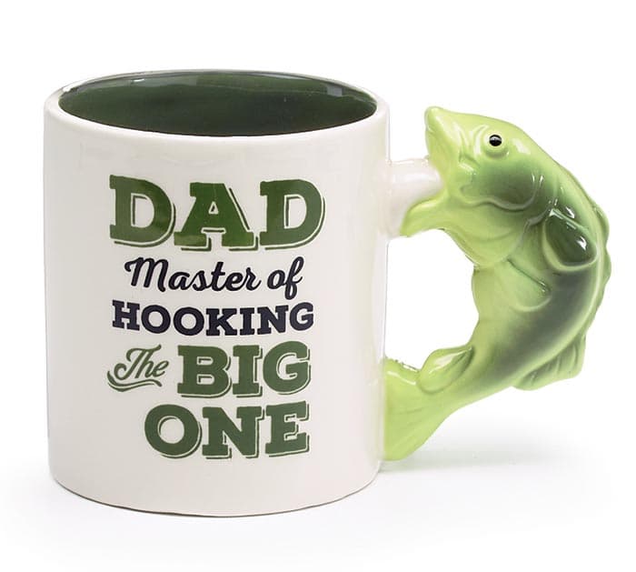 DAD MASTER OF HOOKING THE BIG ONE MUG