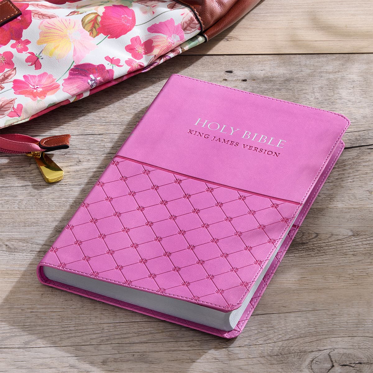 Pink Faux Leather King James Version Gift Edition Bible, picture 7