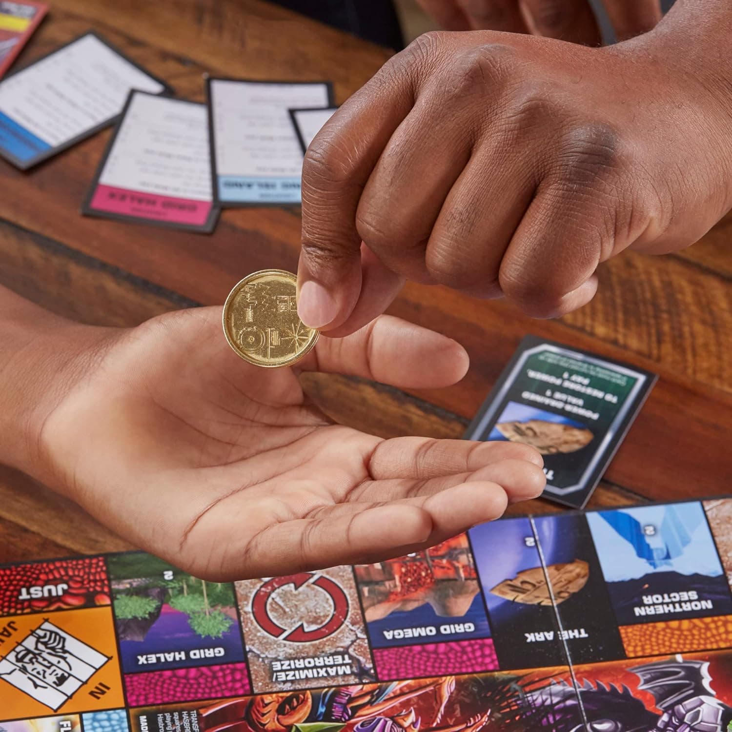 Monopoly: Transformers Beast Wars Edition, picture 7