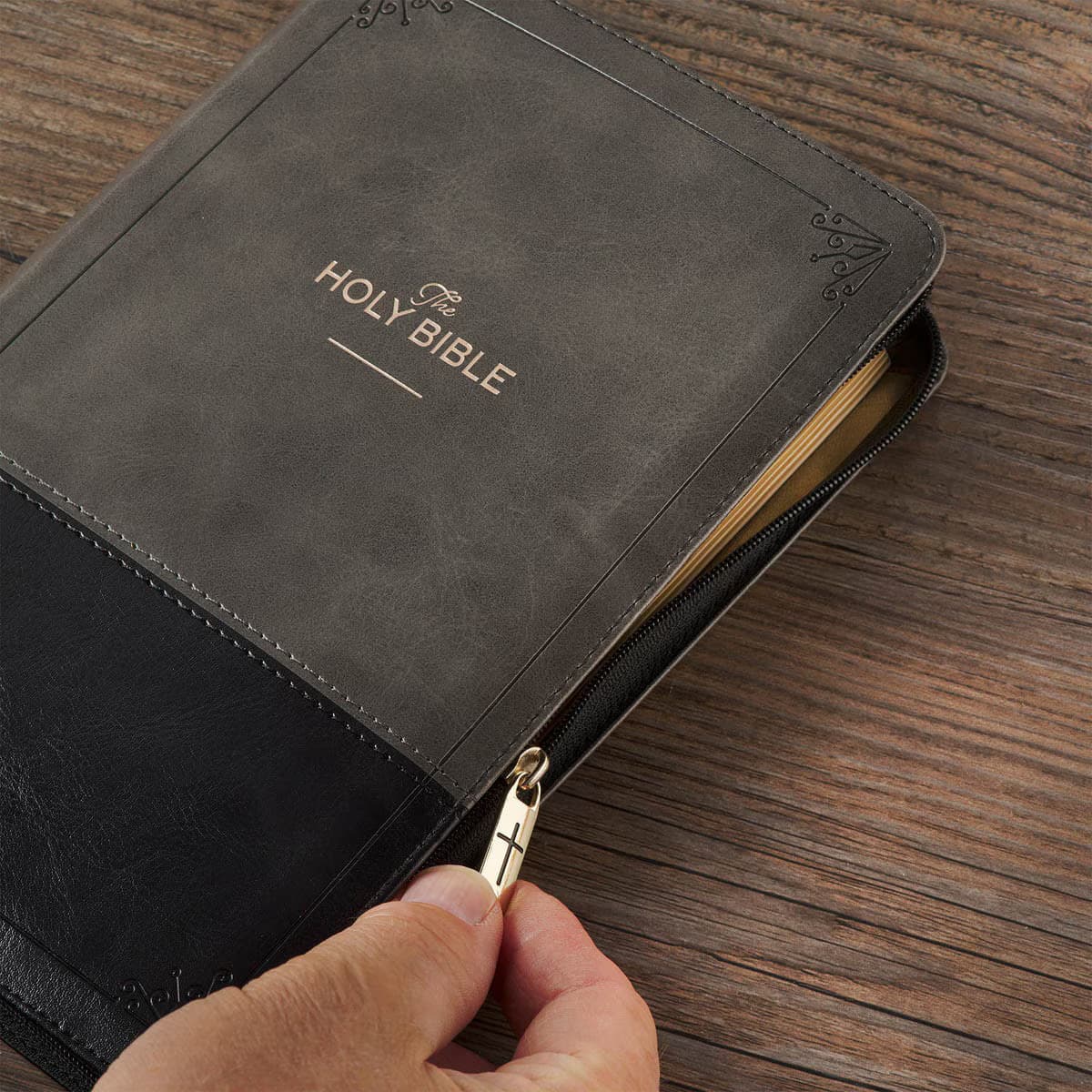 Gray and Black Faux Leather King James Version Deluxe Gift Bible with Thumb Index and Zippered Closure, picture 7