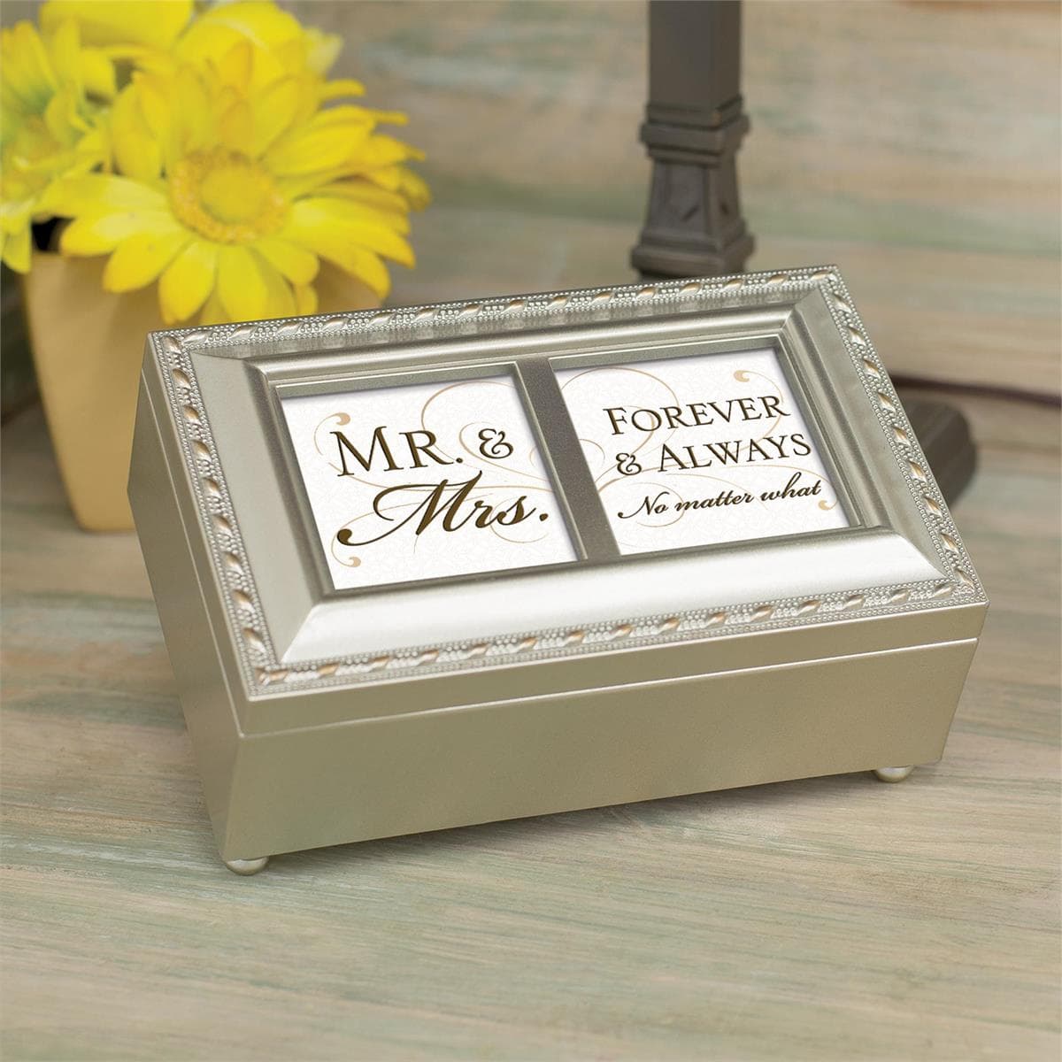 MR AND MRS FOREVER MUSICAL JEWELRY BOX, picture 2