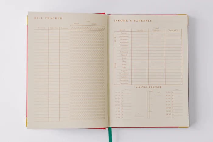 2026 Tulip Blind Embossed 17-Month Weekly Medium Bound Planner, picture 10