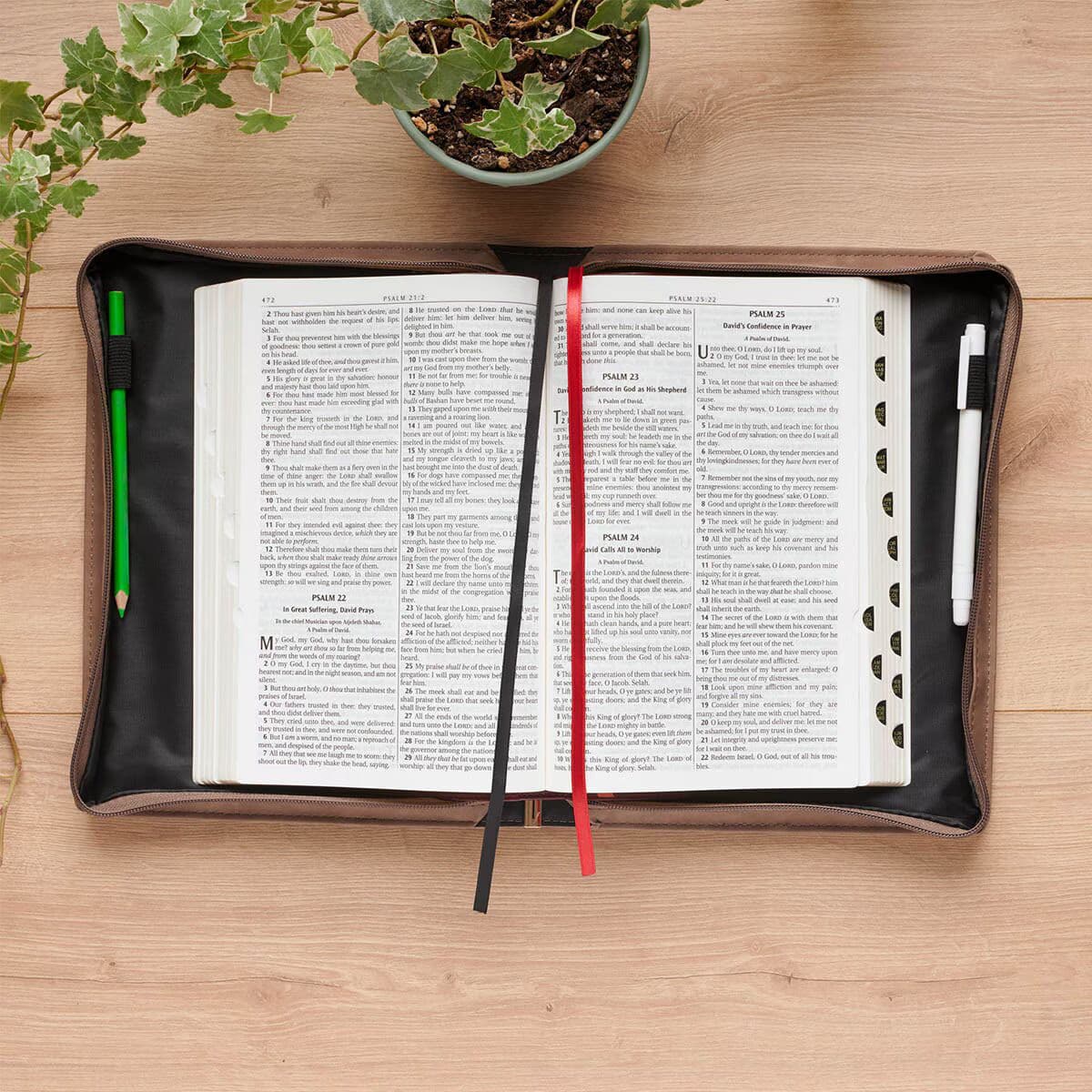 I Am With You Always - Matthew 28:20 Tan and Brown Faux Leather Classic Bible Case (Large), picture 5