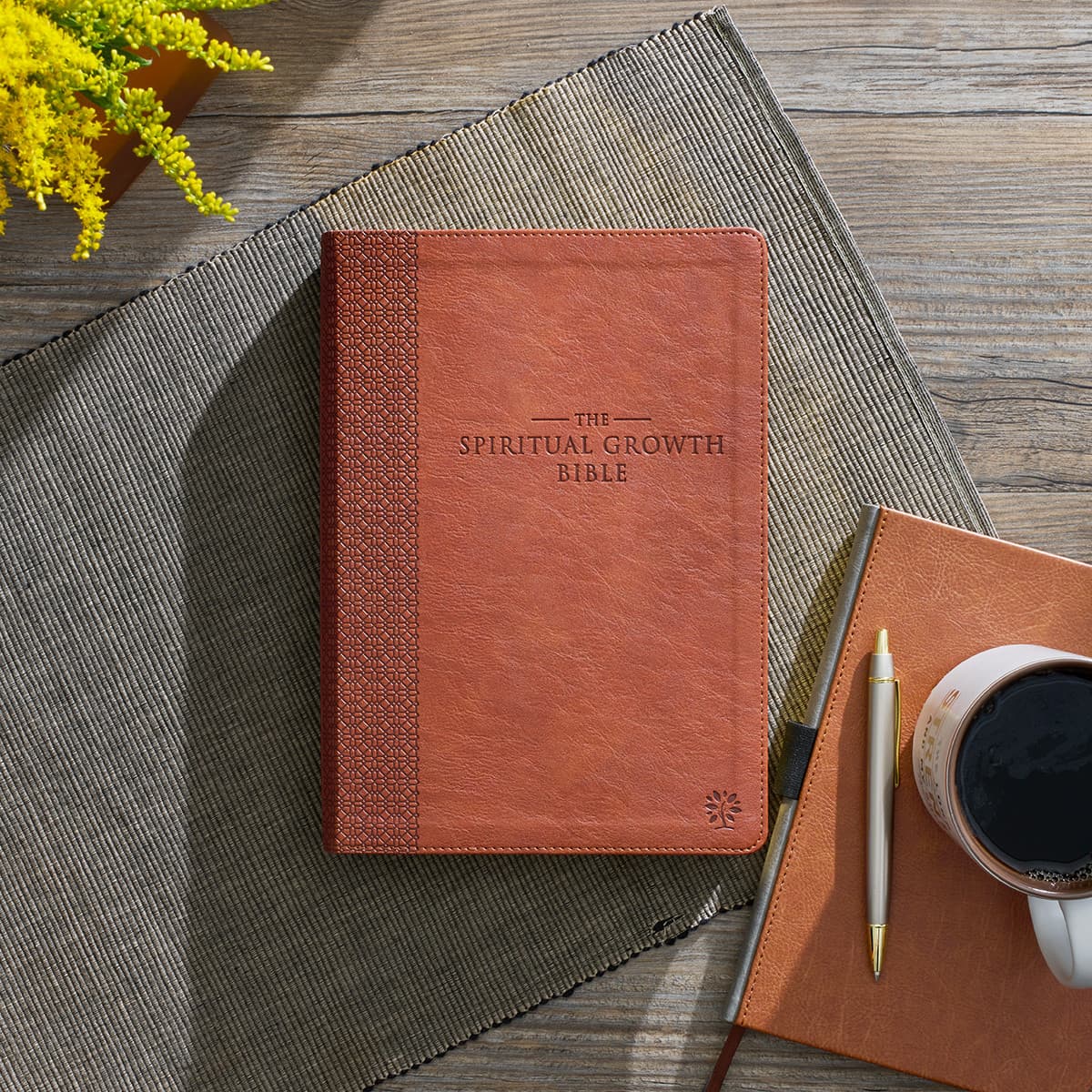 Saddle Tan Faux Leather Spiritual Growth Bible, picture 10
